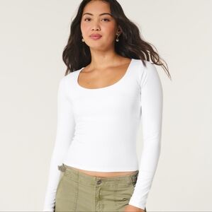 Hollister - Soft Stretch Seamless Fabric Scoop Top